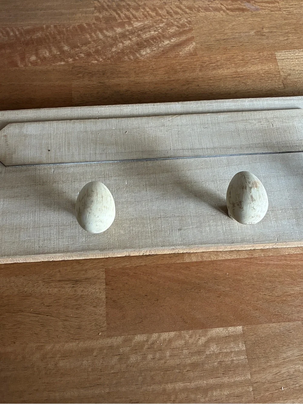 Rustic White Egg Hook Wall Rack - Unbranded 24” x8”